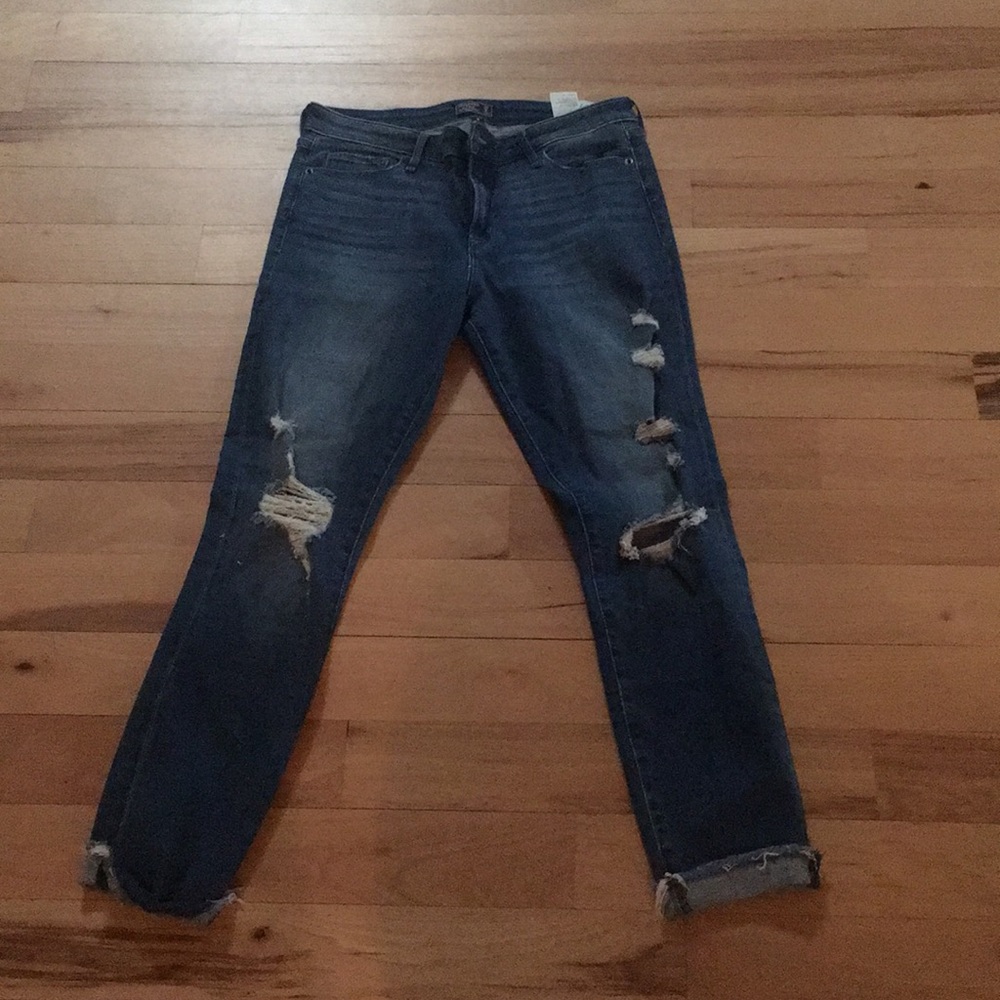 Abercrombie distressed ankle jeans